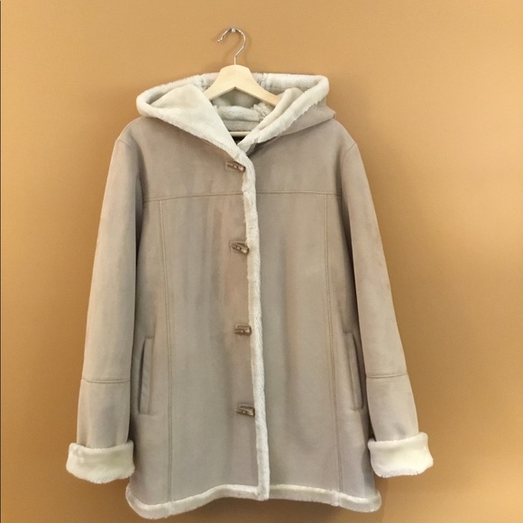 novelti Jackets & Blazers - ⭐️REDUCED⭐️ Faux Suede and Fur Jacket